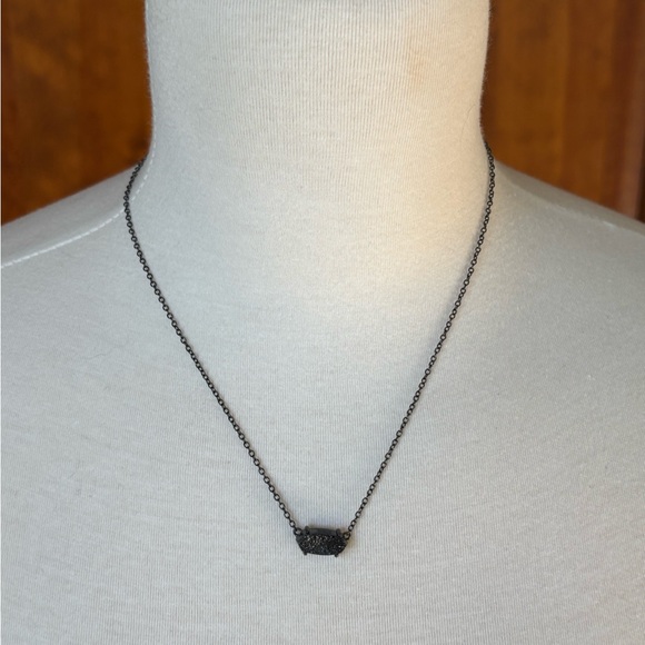 Kendra Scott Black sparkly stone necklace - Picture 1 of 4